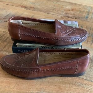Santoni Mens Leather Interwoven Design almond toe Brown loafers Size 10